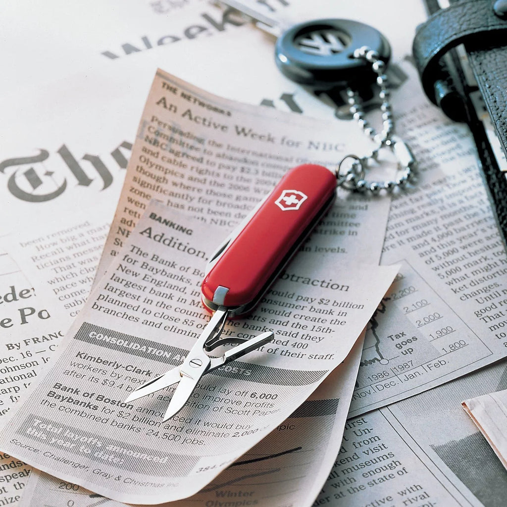 Army SD Red Swiss Knife, Classic Pocket Victorinox
