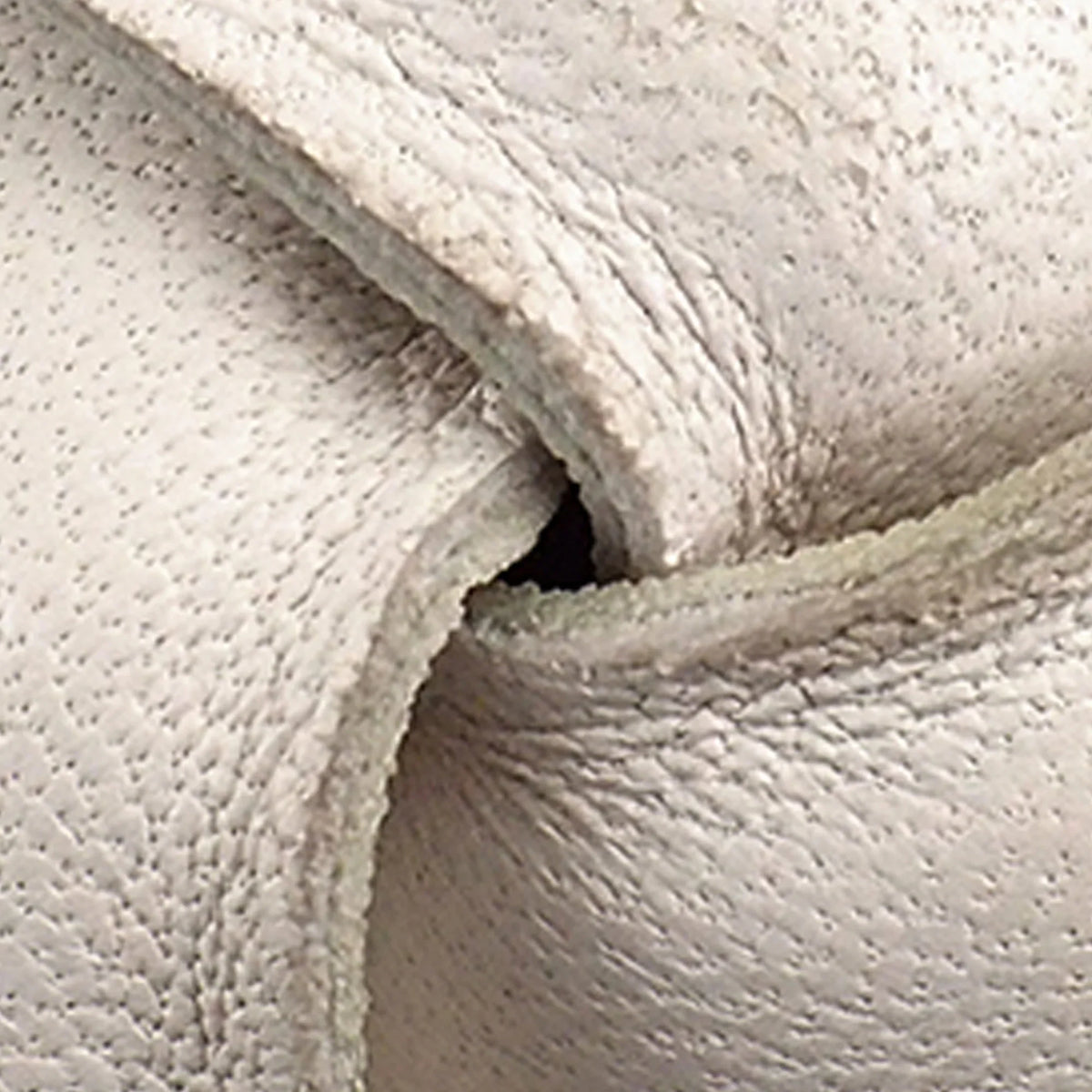 Shoulder Bottega Unisex Cassette Padded Pre-Owned (Good) Bag Leather Authenticated Veneta White Calf