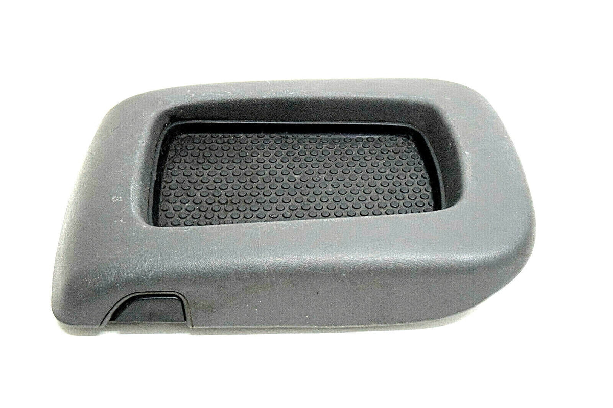 Lid 06 Tahoe Charcoal 03 Chevy Yukon Center 05 Console Silverado 04