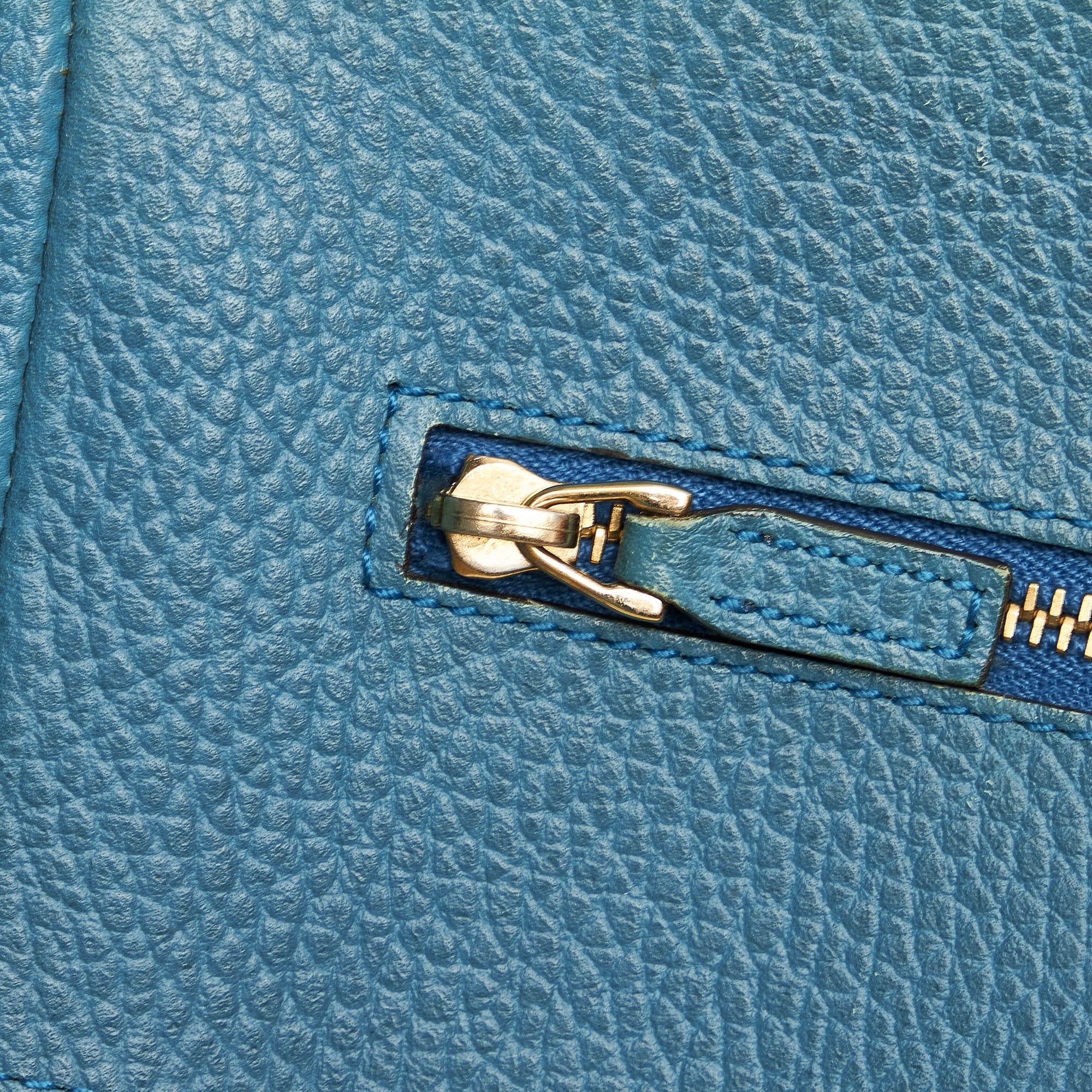 Authenticated Blue Gucci Pre-Owned Leather Swing Medium (Good) Bag Women Tote Calf
