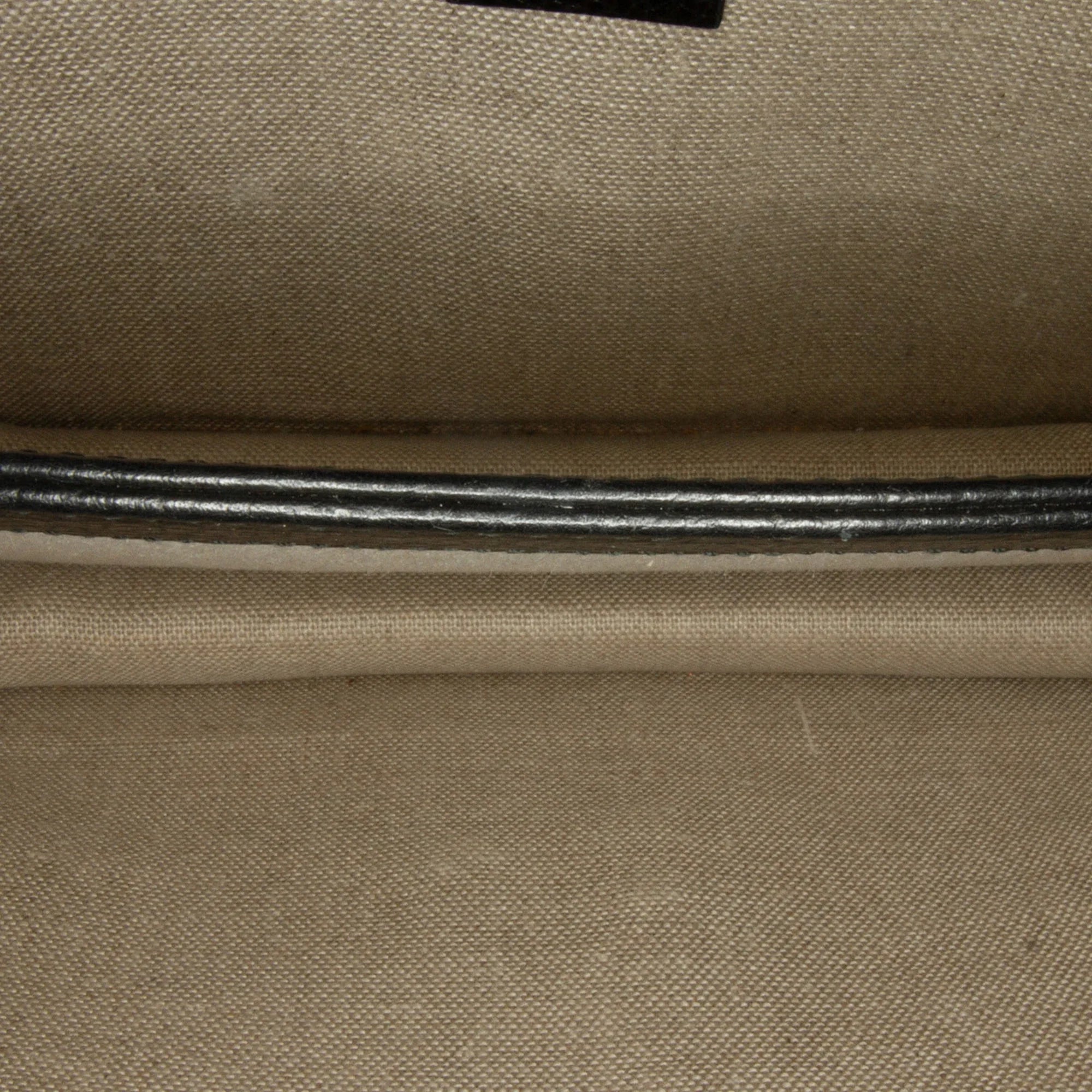 Crossbody (Good) Medium G Authenticated Gucci Unisex Pre-Owned Black Leather Interlocking Bag Calf Dollar