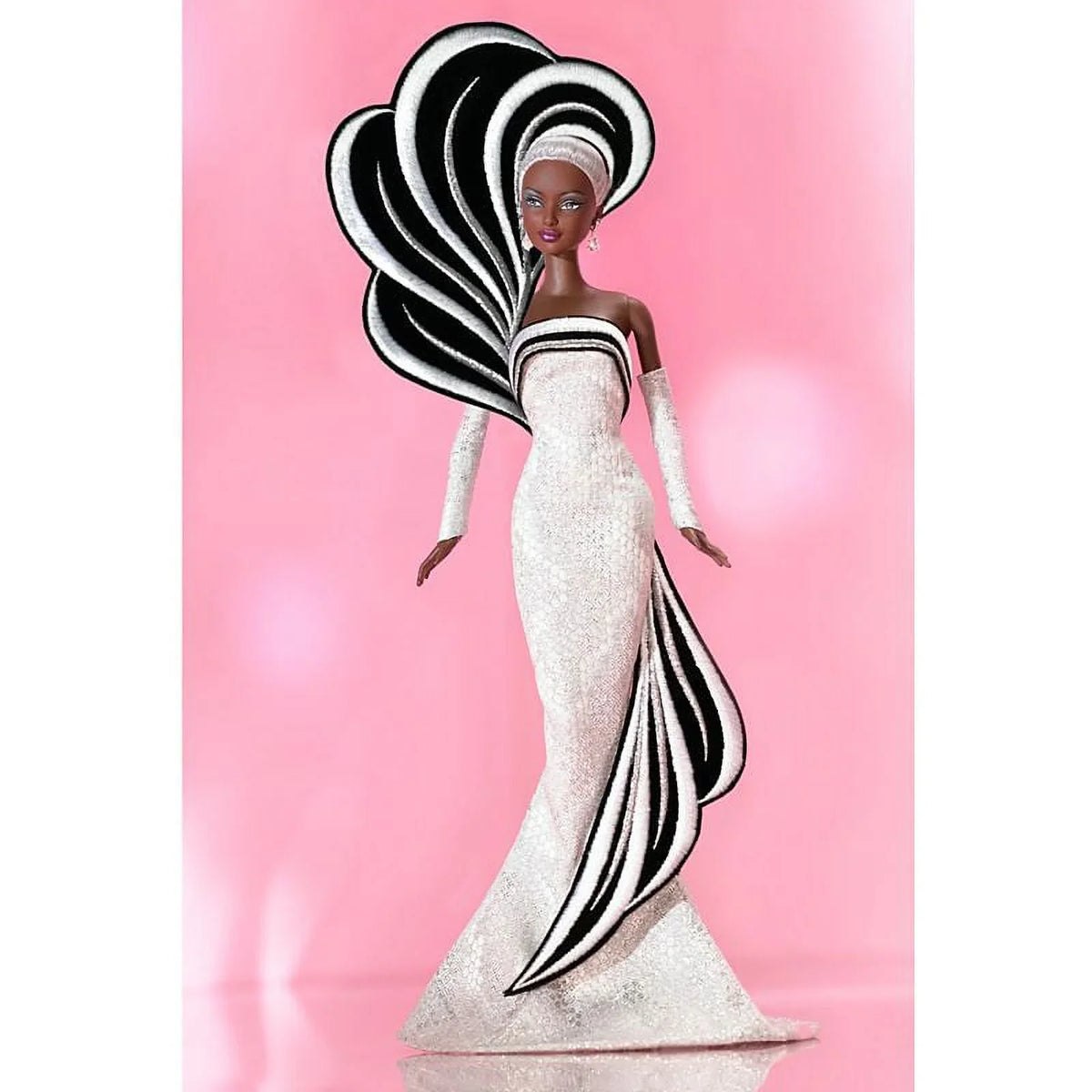 Mackie Anniversary Doll 45th Bob Barbie by