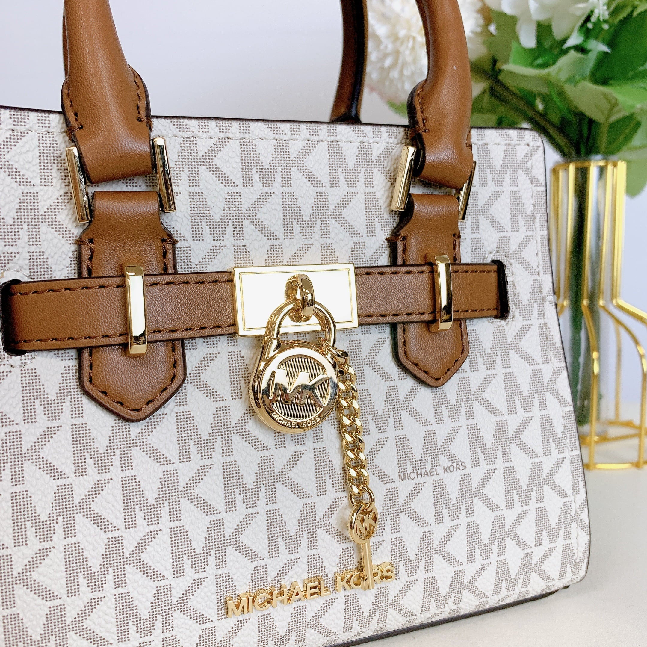 Michacl Kors XS in Signature Crossbody Hamilton 35H1GHMS0B Satchel VANILLA